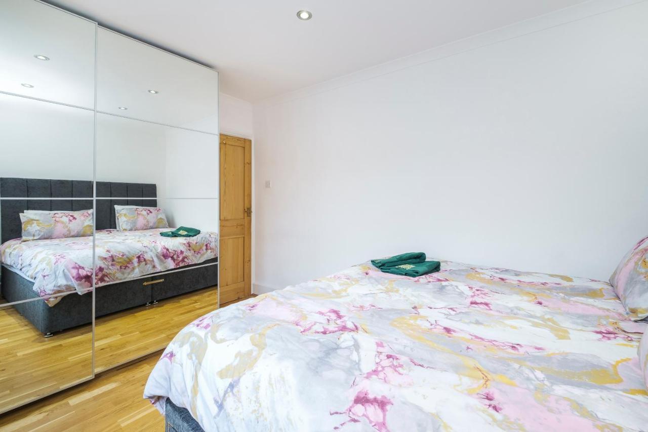 Marylebone Mews - Beautiful 2 Bedroom Flat Londen Buitenkant foto